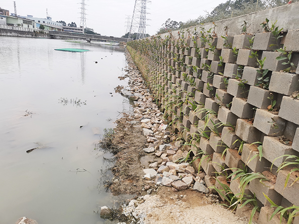 河边植栽型生态挡墙砌块